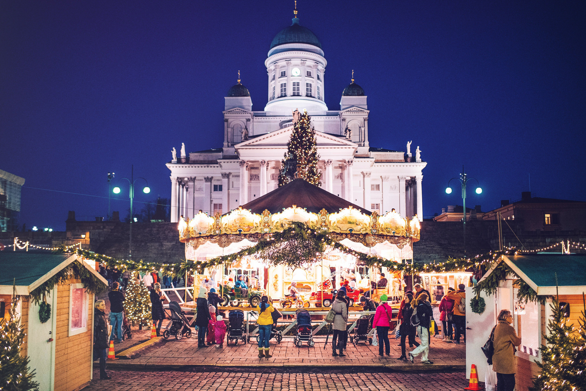 フィンランドの幻想的なクリスマススポットを紹介 オーダーメイド旅行アリスツアーブログ