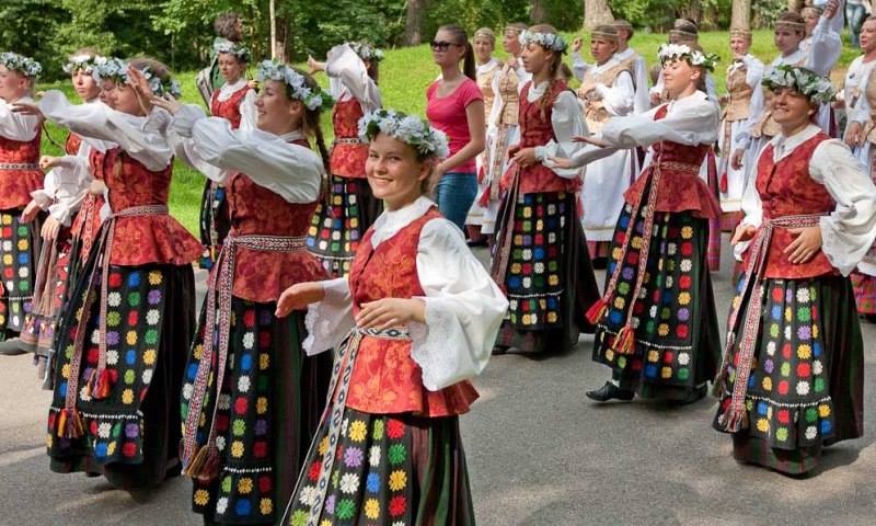 リトアニア「歌と踊りの祭典」がNHKで放送されます！